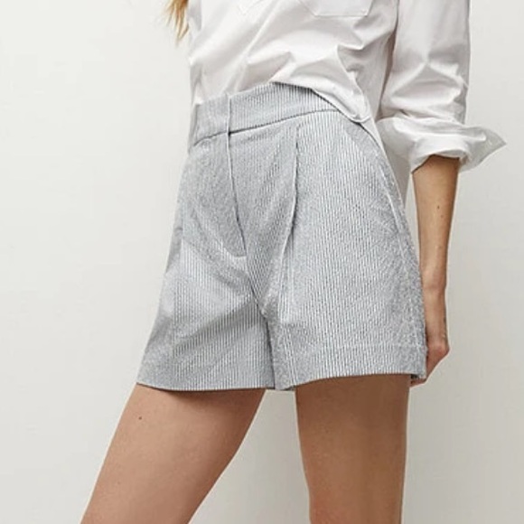 NEW Veronica Beard Haina Stretch Seersucker Short in Blue / White - Picture 2 of 5